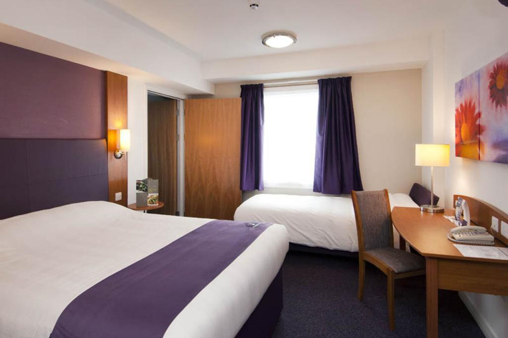 Premier Inn Birmingham City - Waterloo St 部屋 写真