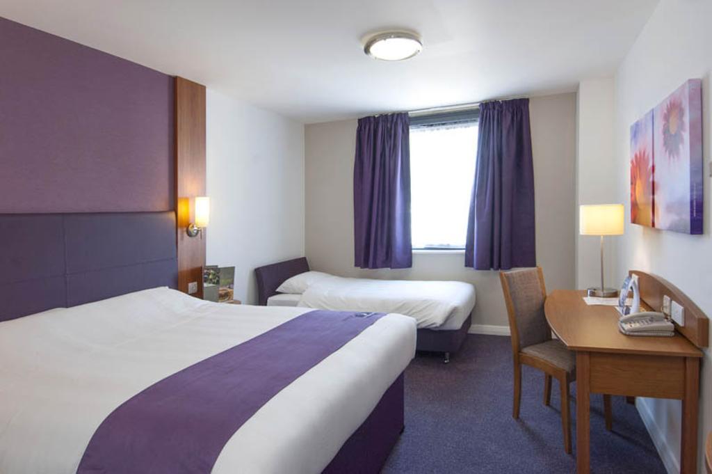 Premier Inn Birmingham City - Waterloo St エクステリア 写真