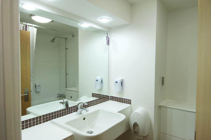 Premier Inn Birmingham City - Waterloo St エクステリア 写真